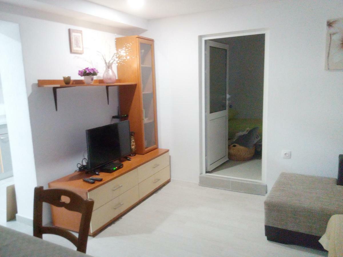 Pavlic 2 Apartment Omiš Екстериор снимка