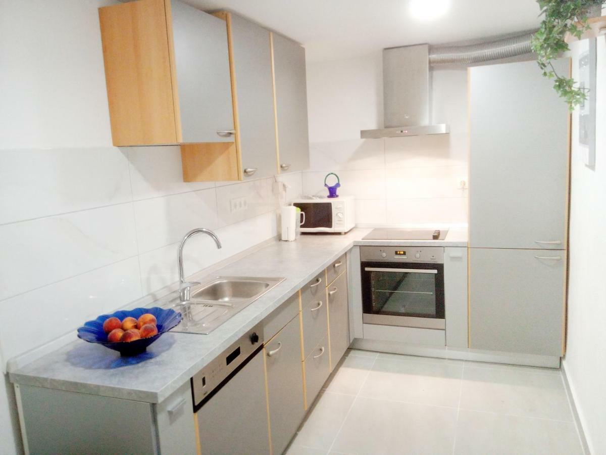 Pavlic 2 Apartment Omiš Екстериор снимка