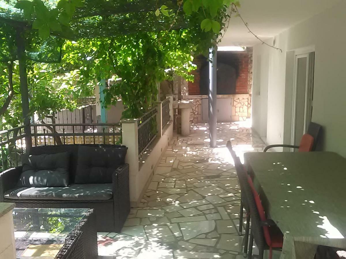 Pavlic 2 Apartment Omiš Екстериор снимка